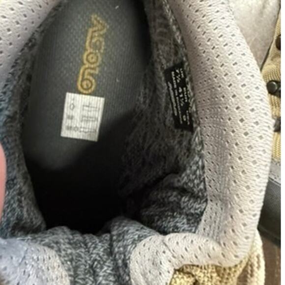 "ASOLO" Lady's Hiking Boot SZ 9 Made In Romania FSN 70 GTX Waterproof SEE PICS - Picture 11 of 11